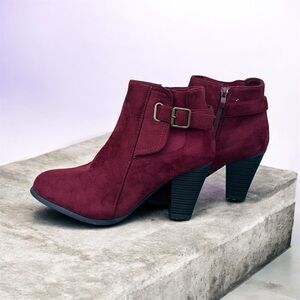 Shoeland Chic Burgundy Ankle Boots with Buckle Detail size 11